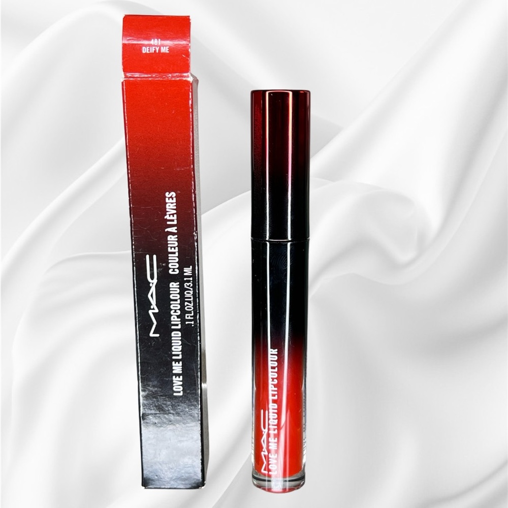 MAC LOVE ME LIQUID LIP COLOUR 481 deify me